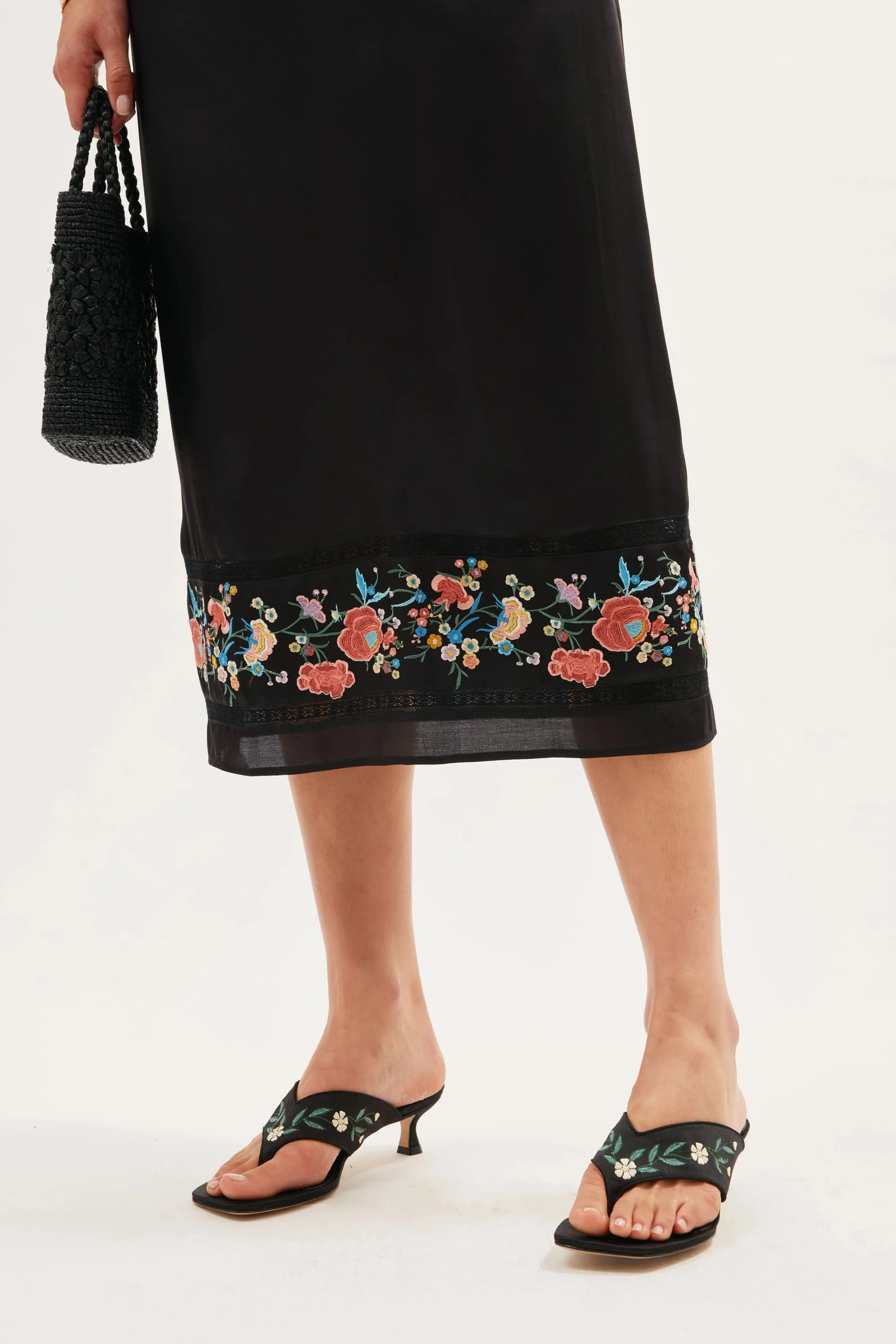 Carey  -  Orchard Embroidery Black - Image 6