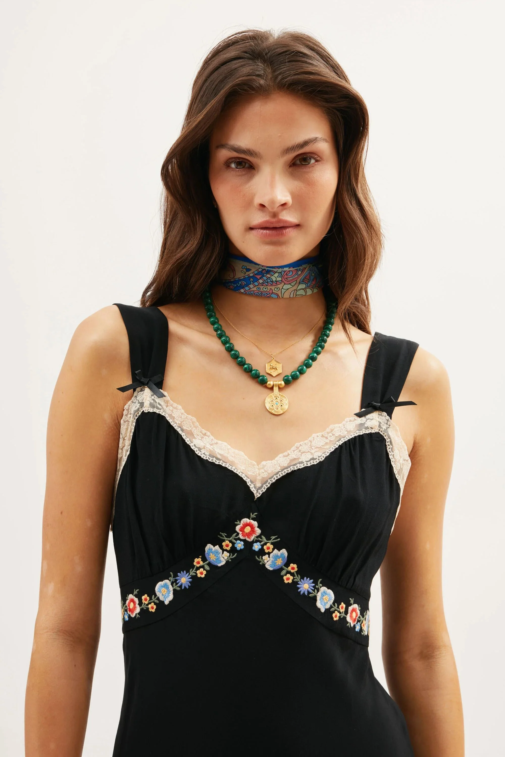 Lucie  -  Bloom Embroidery Black - Image 4