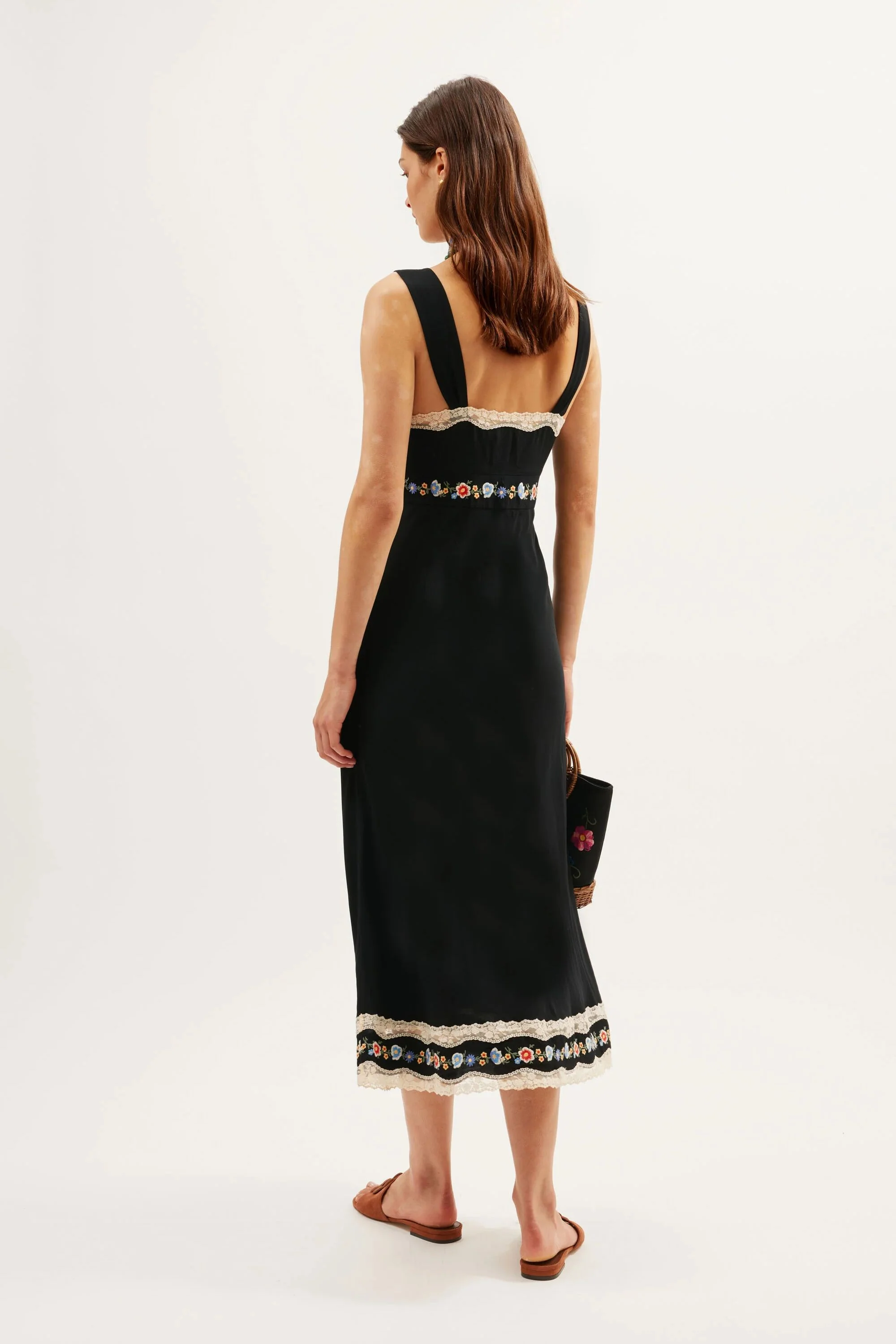 Lucie  -  Bloom Embroidery Black - Image 5