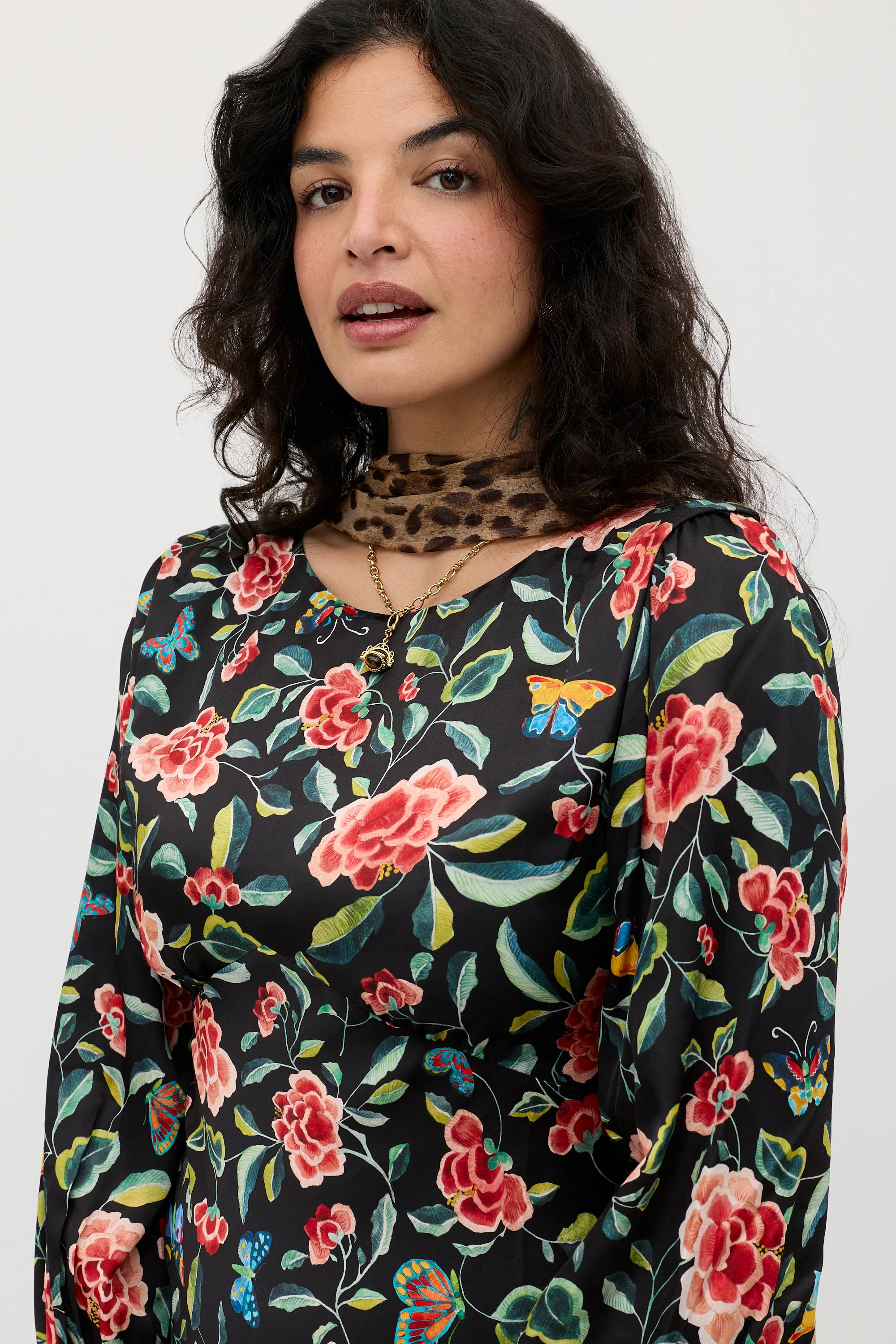 Marni 2 - Butterfly Floral Black - Image 4