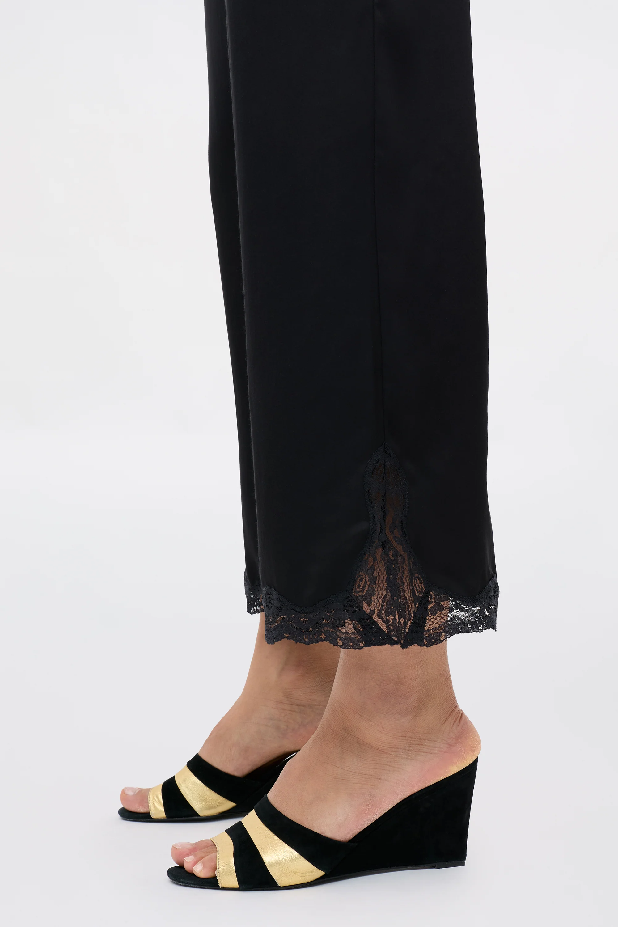 Mireille - Black - Image 4