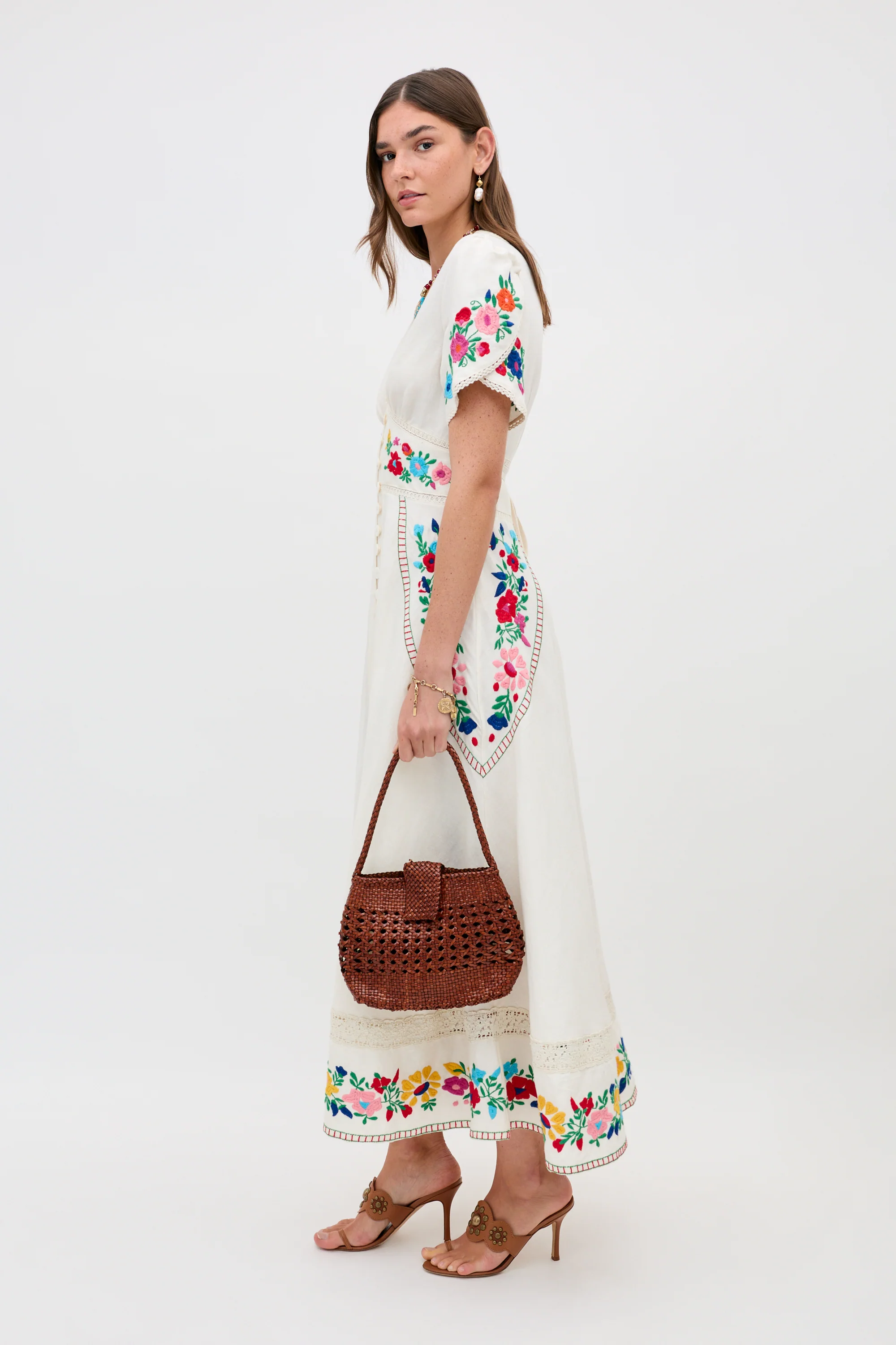 novara dress anemone embroidery cream - Image 3