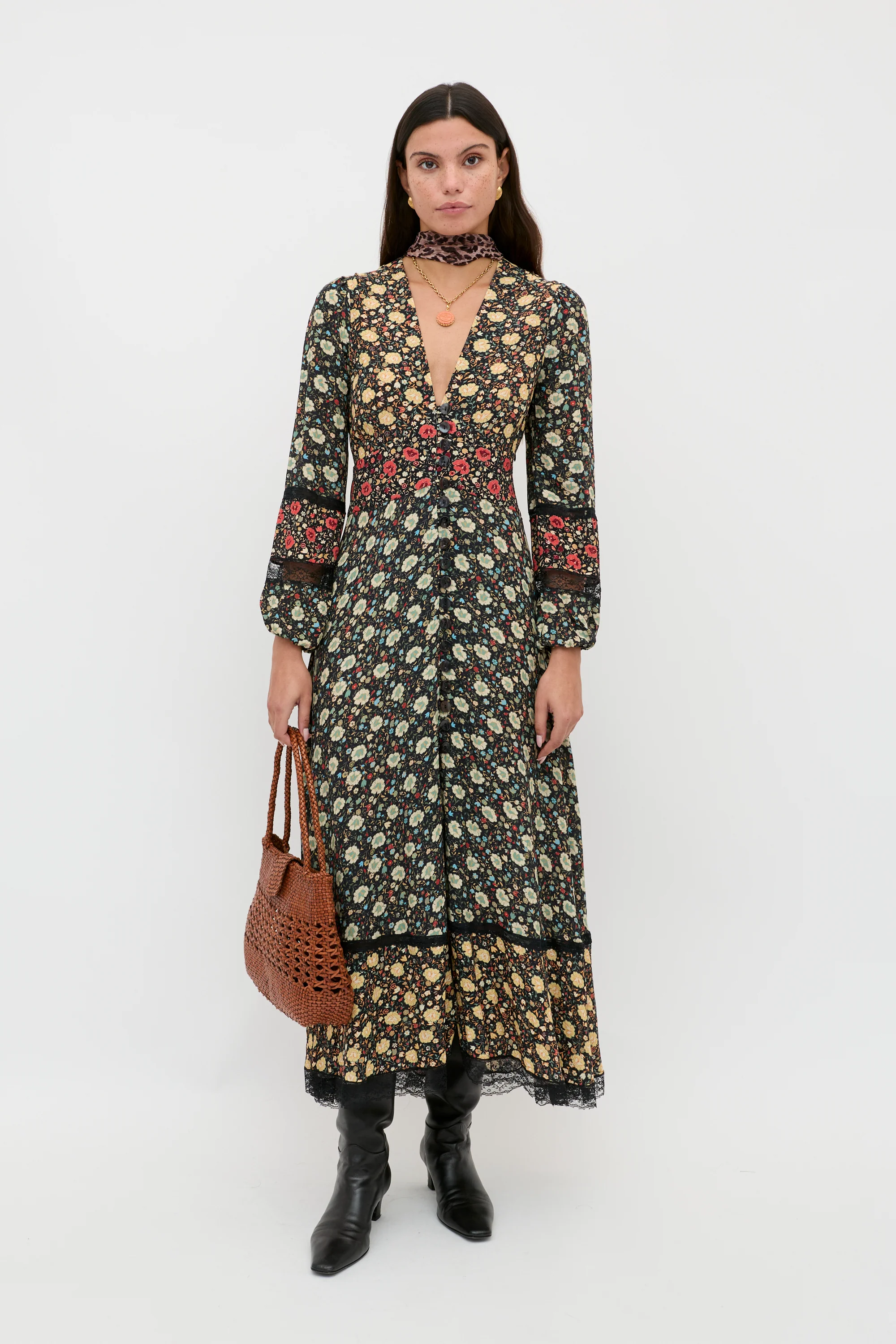 Raven  -  Eva Floral Mix Black