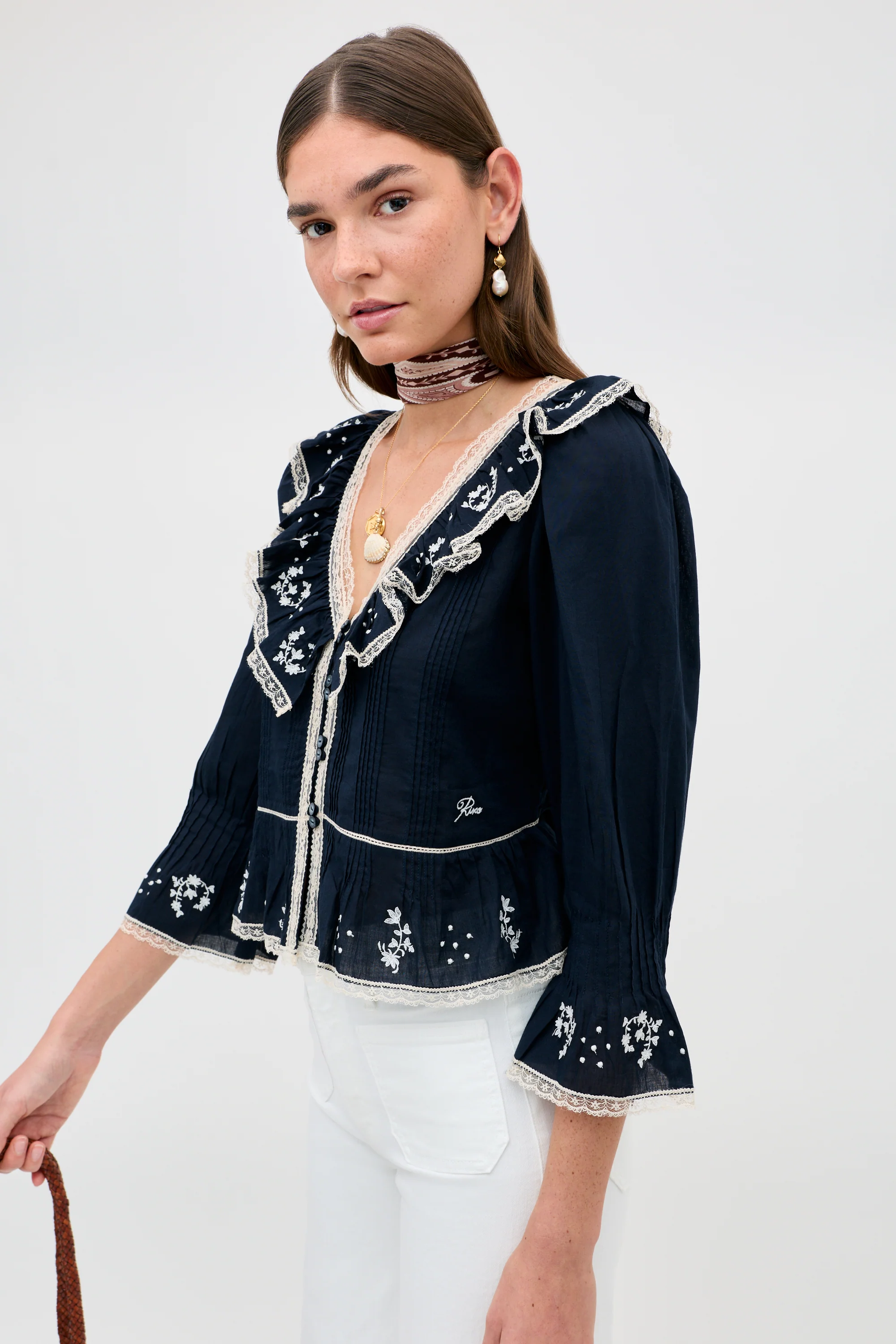 solene top flower trail embroidery navy - Image 6